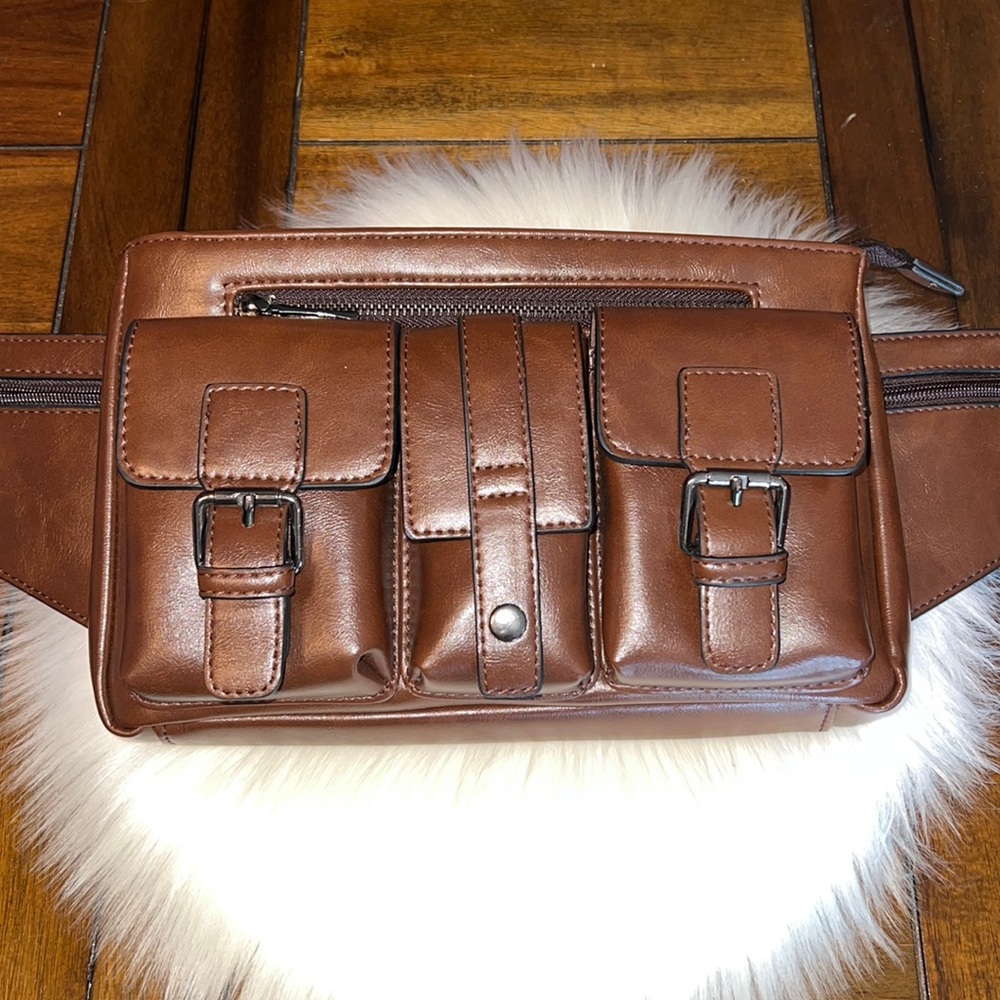 Fanny pack